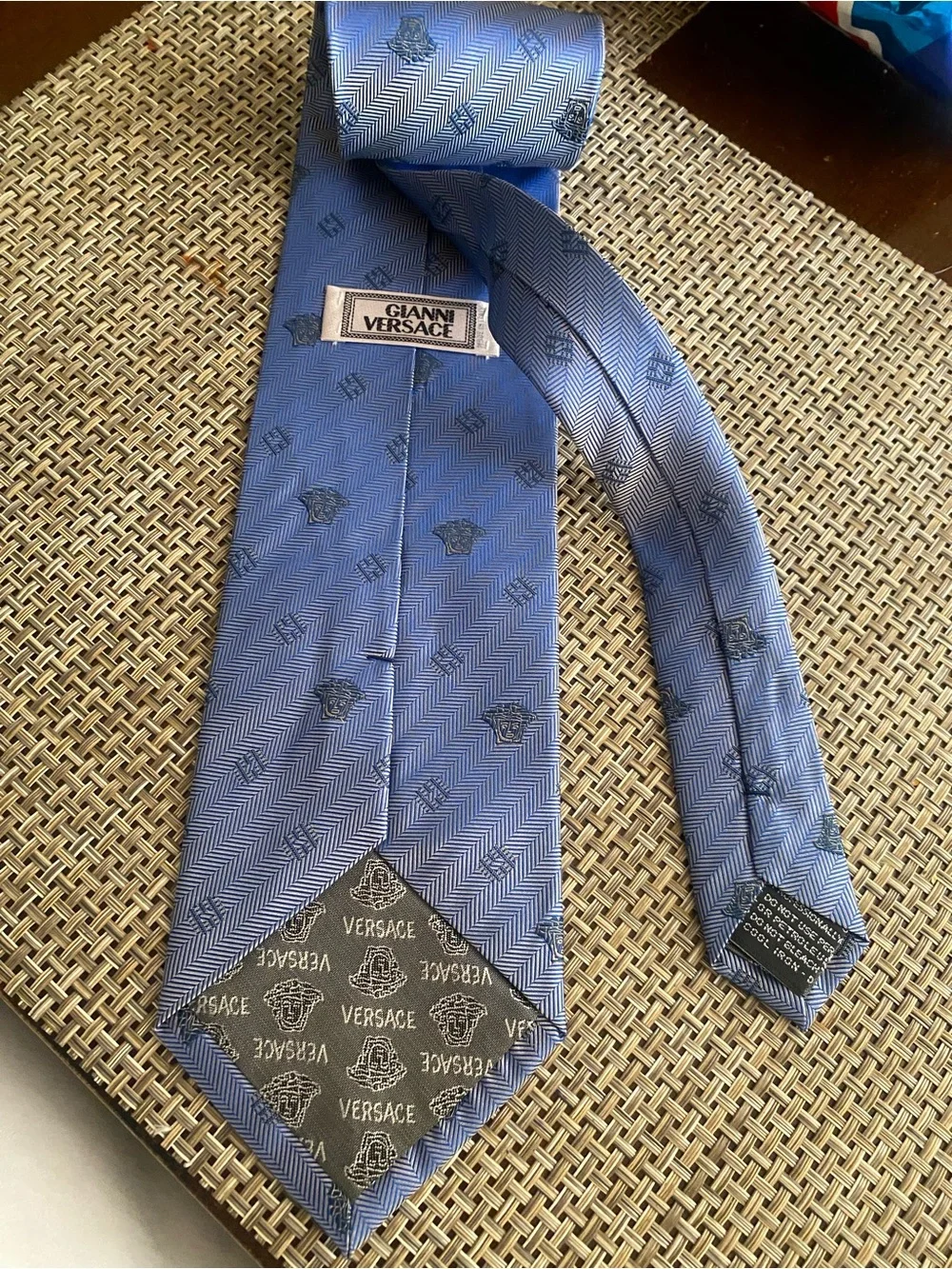 Gianni Versace Tie Mens Blue Silk Medusa Head Greek Key Pattern Italy Luxury
